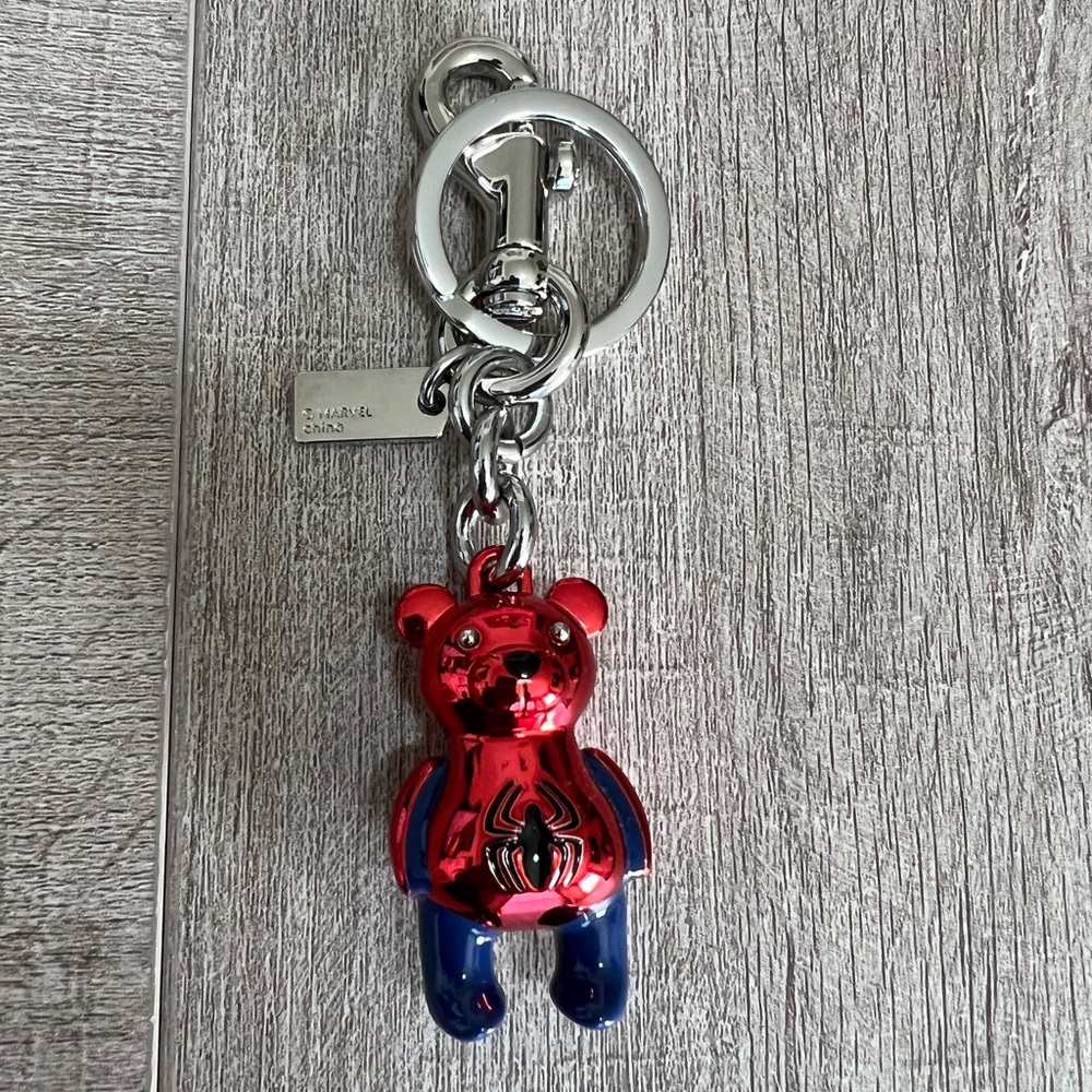 Great Condition Coach 3d Bear Charm - Special Edition Marvel Spider-Man